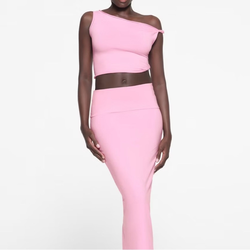 SKIMS Pink High-Waist Bodycon Maxi Skirt & Top
